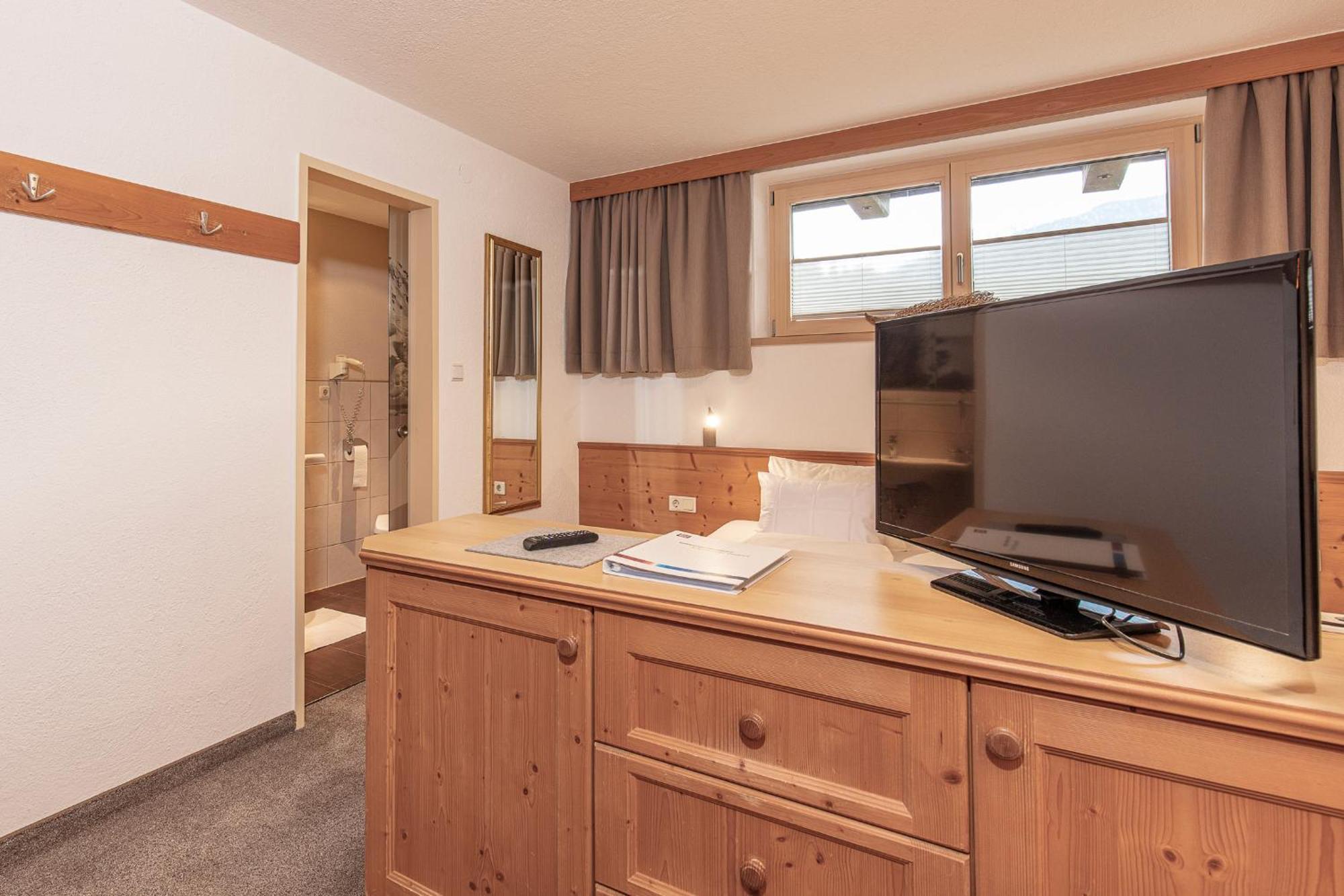 Gustls Ferienhaeusl Apartman Sölden Kültér fotó