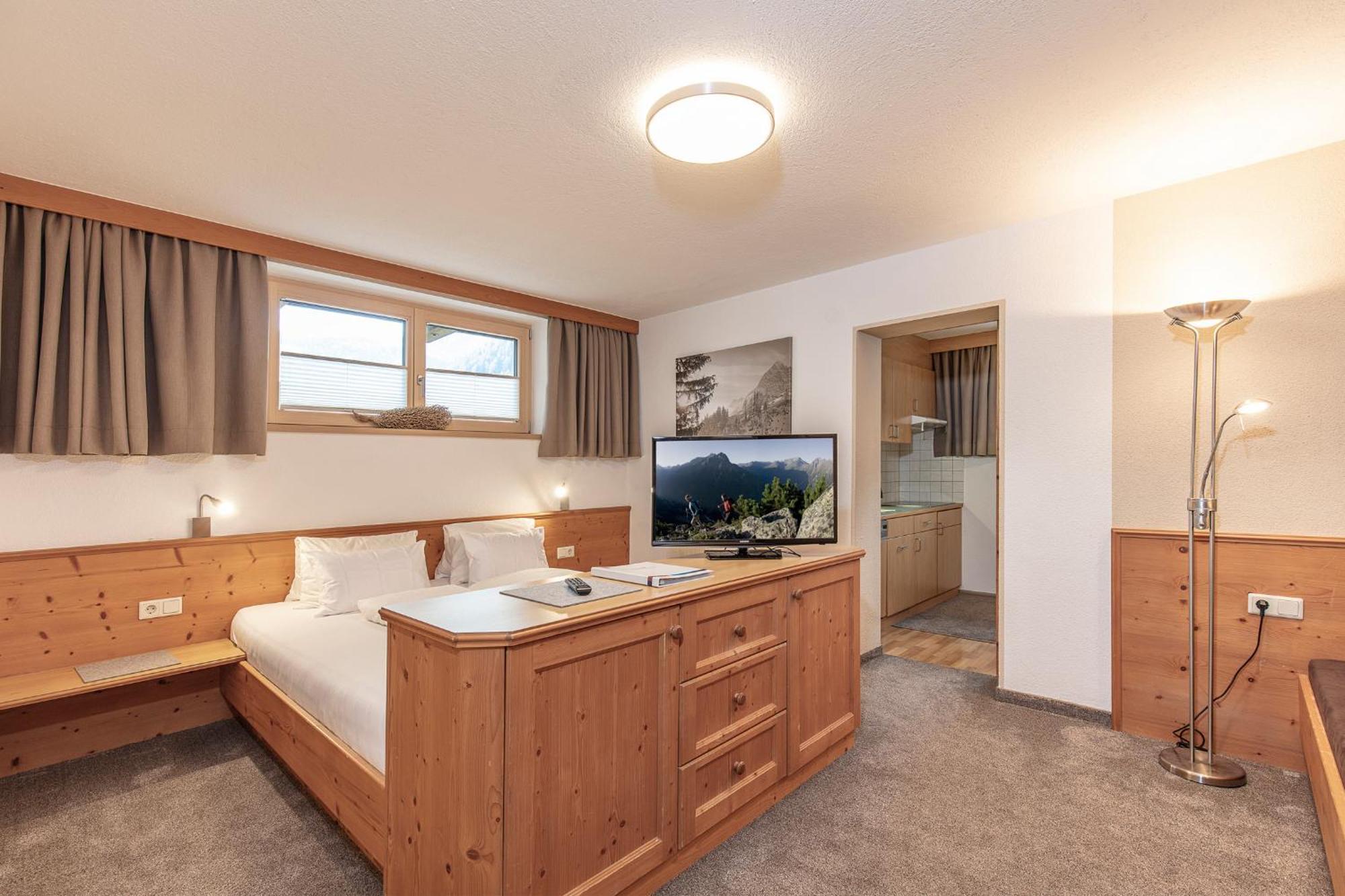 Gustls Ferienhaeusl Apartman Sölden Kültér fotó